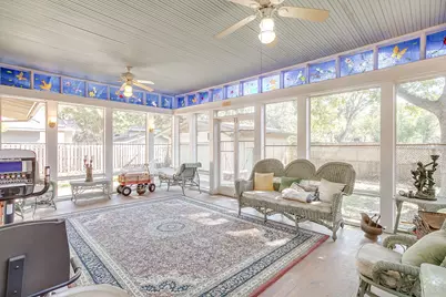 2135 Pembroke Drive, Fort Worth, TX 76110 - Photo 31