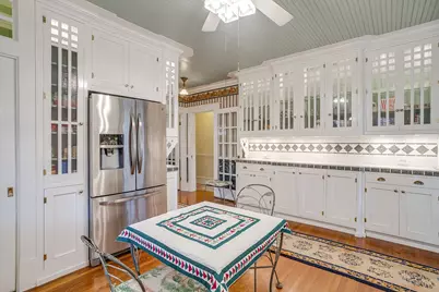 2135 Pembroke Drive, Fort Worth, TX 76110 - Photo 13