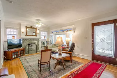 2135 Pembroke Drive, Fort Worth, TX 76110 - Photo 5