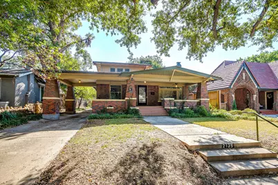 2135 Pembroke Drive, Fort Worth, TX 76110 - Photo 1