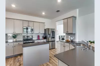 7037 Waterfowl Lane, Fort Worth, TX 76179 - Photo 11