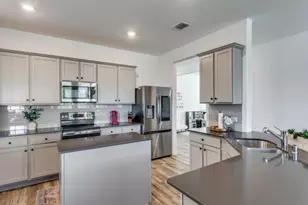 7037 Waterfowl Ln, Fort Worth, TX 76179 - Photo 11