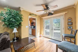 708 N Bailey Ave, Fort Worth, TX 76107 - Photo 7