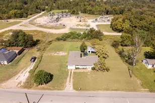 429 E Ohio St, Van, TX 75790 - Photo 11