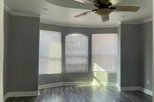 2530 Sylvia St, Dallas, TX 75241 - Photo 7