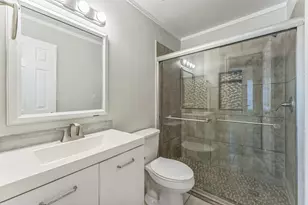 5921 Sea Breeze Ln, Fort Worth, TX 76135 - Photo 19