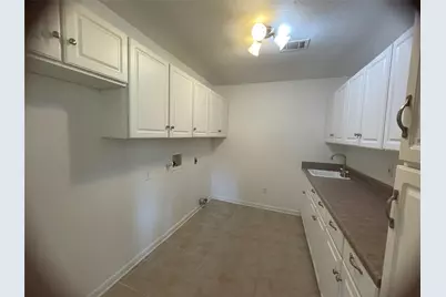 1915 Signet Drive, Euless, TX 76040 - Photo 15