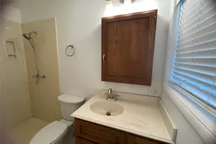 1915 Signet Dr, Euless, TX 76040 - Photo 11