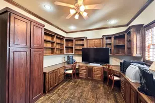 1634 Oak Ridge Dr, Corinth, TX 76210 - Photo 5