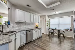 5723 Russcrest Dr, Dallas, TX 75227 - Photo 13