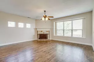 1109 Garden Ridge Dr, Burleson, TX 76028 - Photo 13