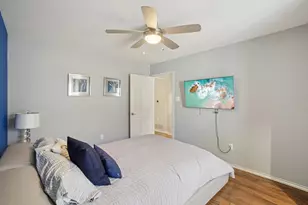 2209 Sand Creek Ct, Arlington, TX 76006 - Photo 31