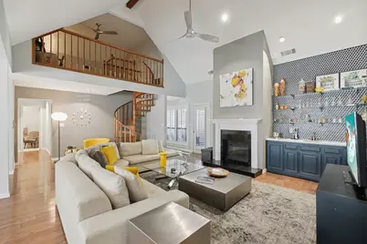 2209 Sand Creek Court, Arlington, TX 76006 - Photo 11