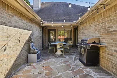 2209 Sand Creek Court, Arlington, TX 76006 - Photo 39