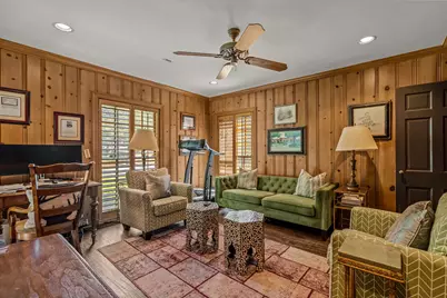 425 Crestwood Drive, Fort Worth, TX 76107 - Photo 7