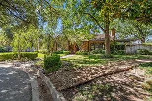 425 Crestwood Dr, Fort Worth, TX 76107 - Photo 5