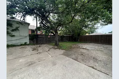 819 N Marsalis Avenue #E, Dallas, TX 75203 - Photo 13