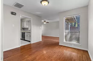 49 Morrow Dr, Bedford, TX 76021 - Photo 5