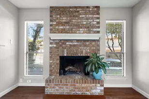 49 Morrow Dr, Bedford, TX 76021 - Photo 9