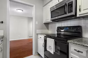 49 Morrow Dr, Bedford, TX 76021 - Photo 13