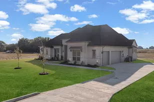 117 Lila Lk Dr, Waxahachie, TX 75165 - Photo 3