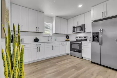 5831 Dana Drive, Haltom City, TX 76117 - Photo 7