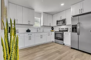 5831 Dana Dr, Haltom City, TX 76117 - Photo 7