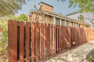 2524 Shady Ridge Dr, Bedford, TX 76021 - Photo 27