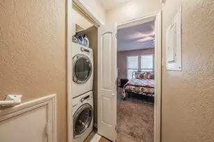 2524 Shady Ridge Dr, Bedford, TX 76021 - Photo 9