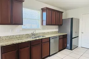 1314 Tamarack Dr, Princeton, TX 75407 - Photo 5