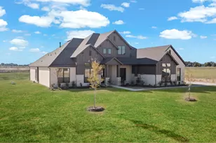 137 Lila Lk Dr, Waxahachie, TX 75165 - Photo 3