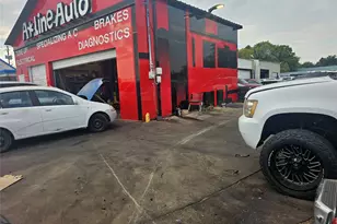 1017 E Seminary Dr, Fort Worth, TX 76115 - Photo 1