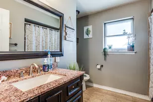 10523 Castlerock Dr, Dallas, TX 75217 - Photo 23