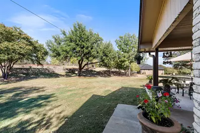10517 Ravenswood Road, Granbury, TX 76049 - Photo 33