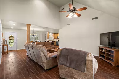 10517 Ravenswood Road, Granbury, TX 76049 - Photo 7