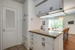 6131 Bandera Ave, Dallas, TX 75225 - Photo 7