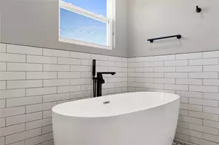 2728 Livingston Ave, Fort Worth, TX 76110 - Photo 25