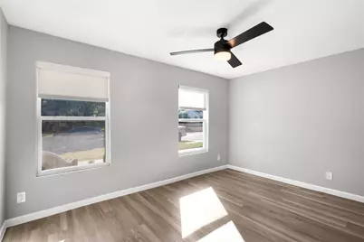 2728 Livingston Avenue, Fort Worth, TX 76110 - Photo 5