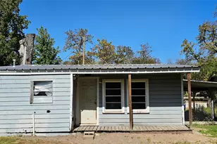 1713 W Frank St, Grand Saline, TX 75140 - Photo 7