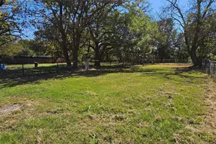 1713 W Frank St, Grand Saline, TX 75140 - Photo 17