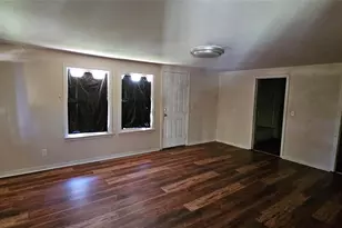 1713 W Frank St, Grand Saline, TX 75140 - Photo 13