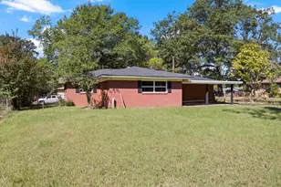 312 Willow St, Hughes Springs, TX 75656 - Photo 21