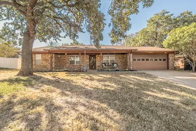 2906 SE 5th Street, Mineral Wells, TX 76067 - Photo 1