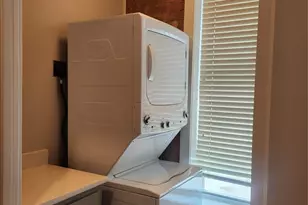 203 N Dallas St, Ennis, TX 75119 - Photo 7