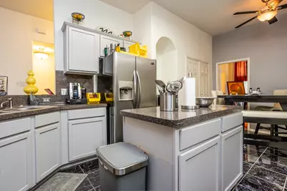 928 Trinity Drive, Lancaster, TX 75146 - Photo 13