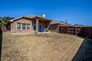 928 Trinity Dr, Lancaster, TX 75146 - Photo 31