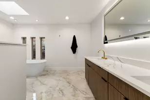 9415 Hill View Dr, Dallas, TX 75231 - Photo 27