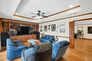 10211 Shadow Way, Dallas, TX 75243 - Photo 19