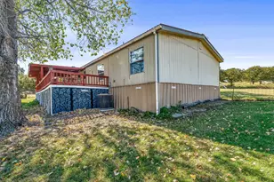 192 Big Salty Ln, Springtown, TX 76082 - Photo 29