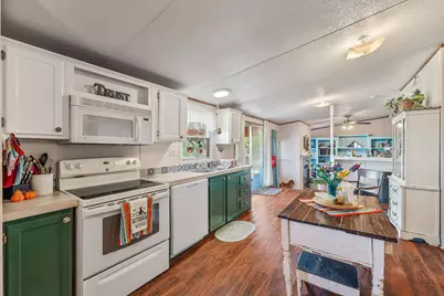 192 Big Salty Lane, Springtown, TX 76082 - Photo 9